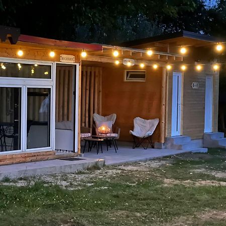 The Frog Glamping Hotel โฮเรซู ภายนอก รูปภาพ