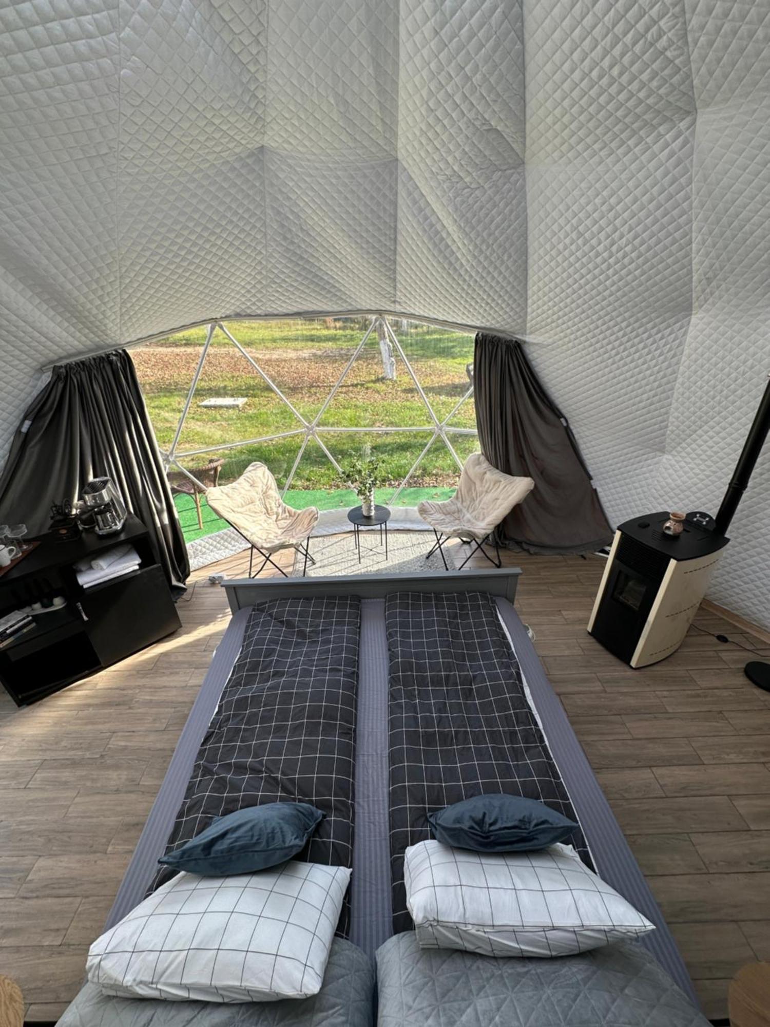 The Frog Glamping Hotel โฮเรซู ภายนอก รูปภาพ
