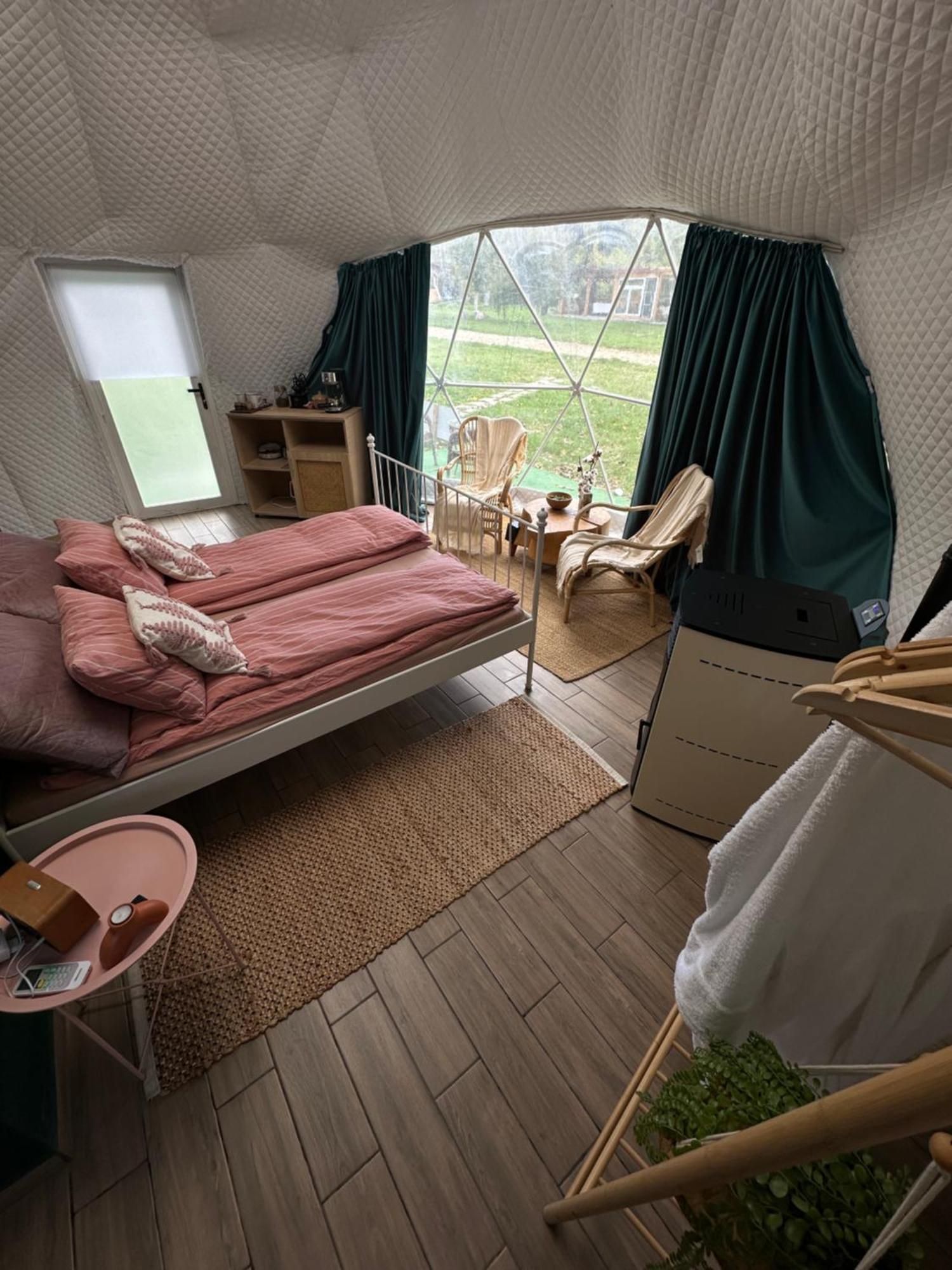 The Frog Glamping Hotel โฮเรซู ภายนอก รูปภาพ