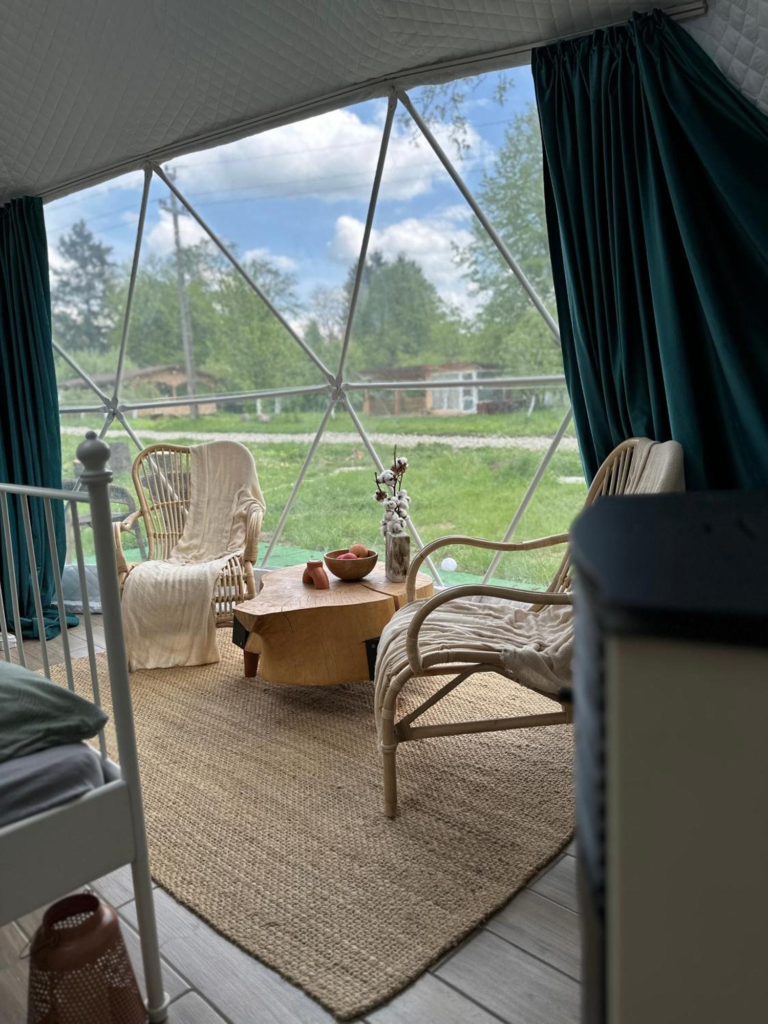 The Frog Glamping Hotel โฮเรซู ภายนอก รูปภาพ