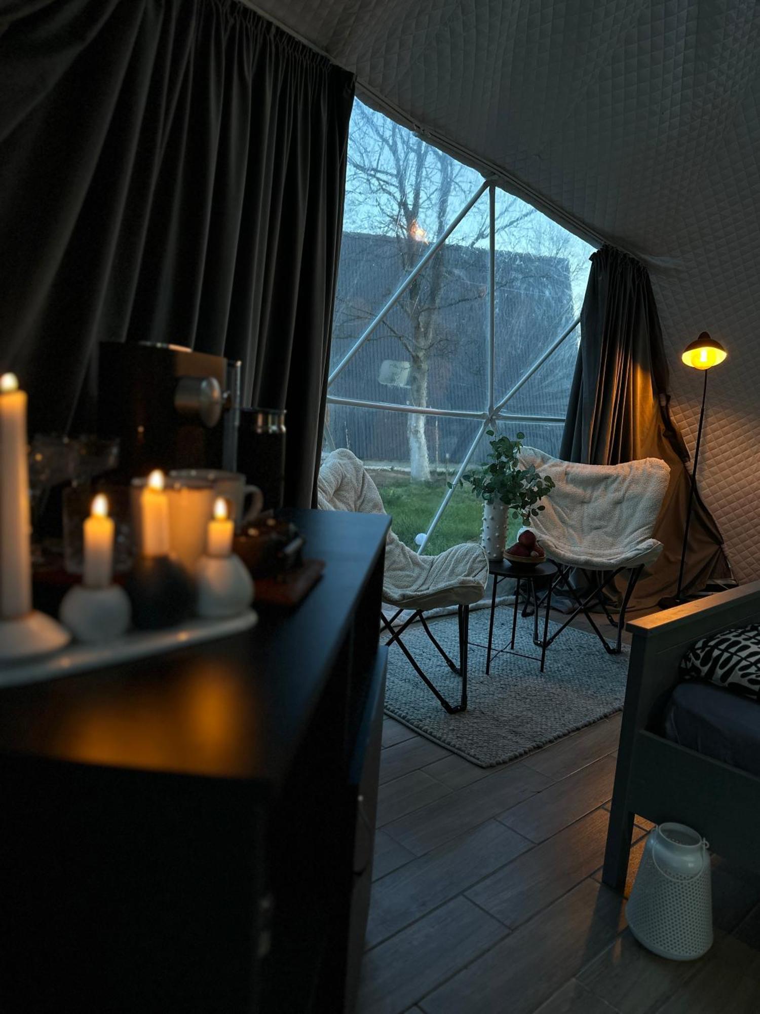 The Frog Glamping Hotel โฮเรซู ภายนอก รูปภาพ