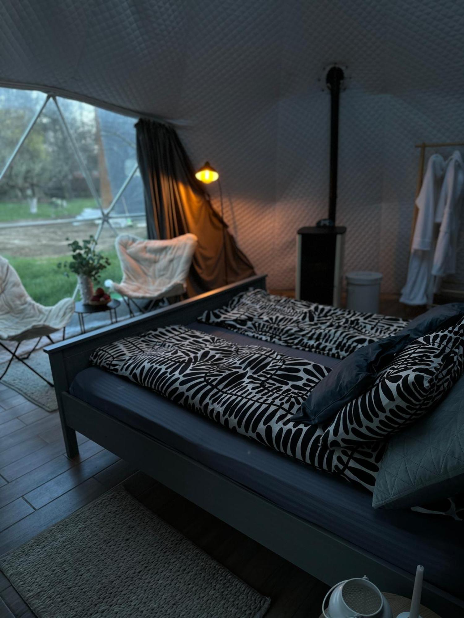 The Frog Glamping Hotel โฮเรซู ภายนอก รูปภาพ